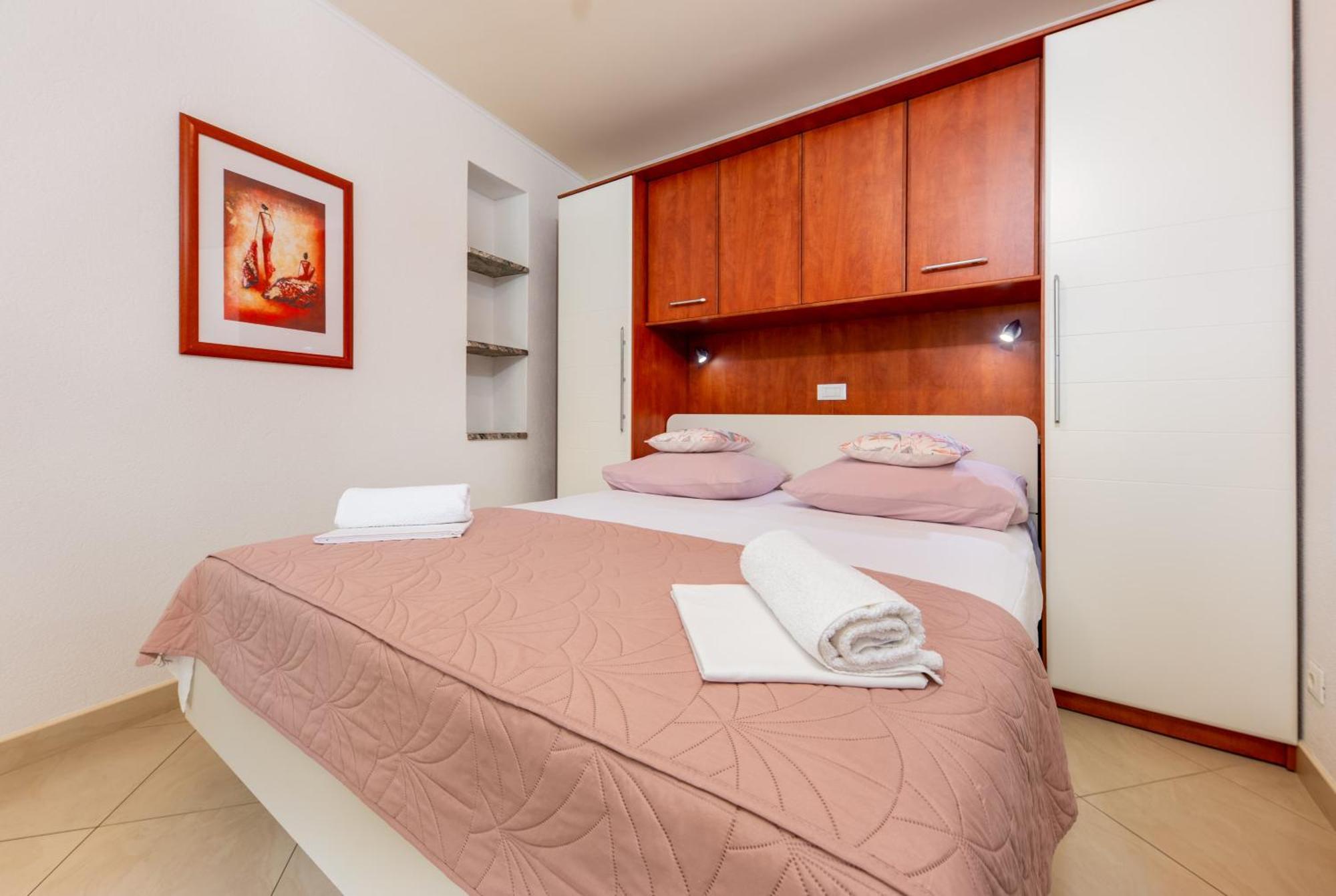 Apartmani Rita Baska Voda Exterior photo